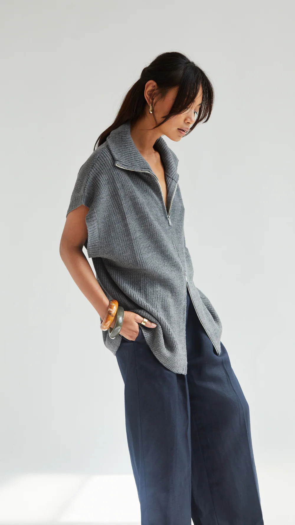 Millie Sleeveless Cardigan - Grey