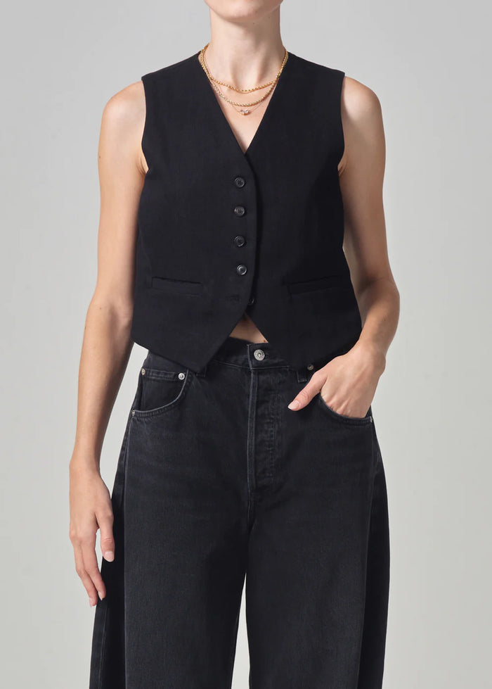 Sierra Vest - Black