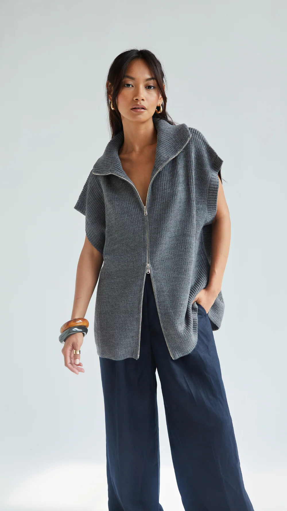 Millie Sleeveless Cardigan - Grey