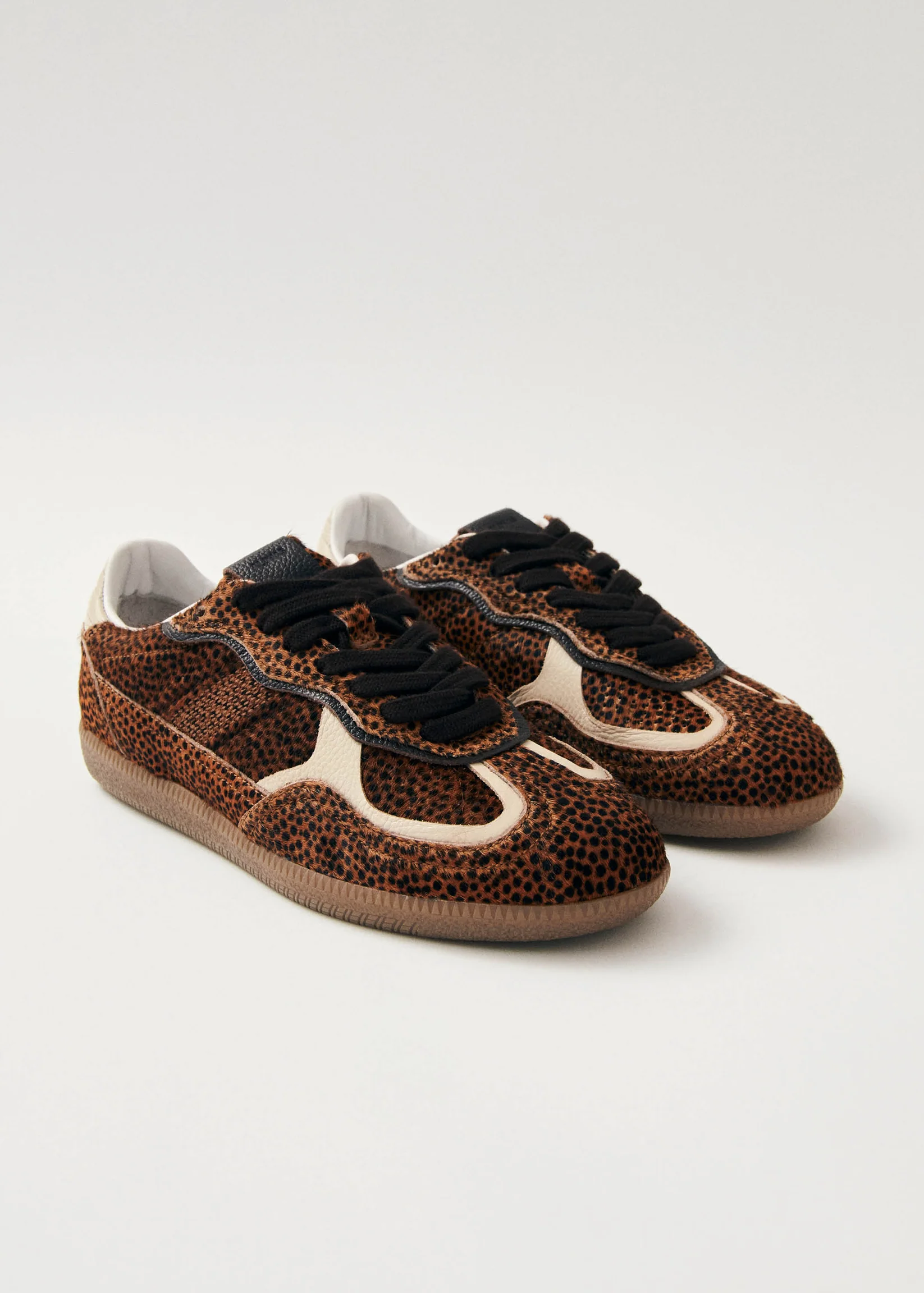 TB.490 Sneakers - Rife Soft Tan Leather - Alohas – Twist Fashions Inc.
