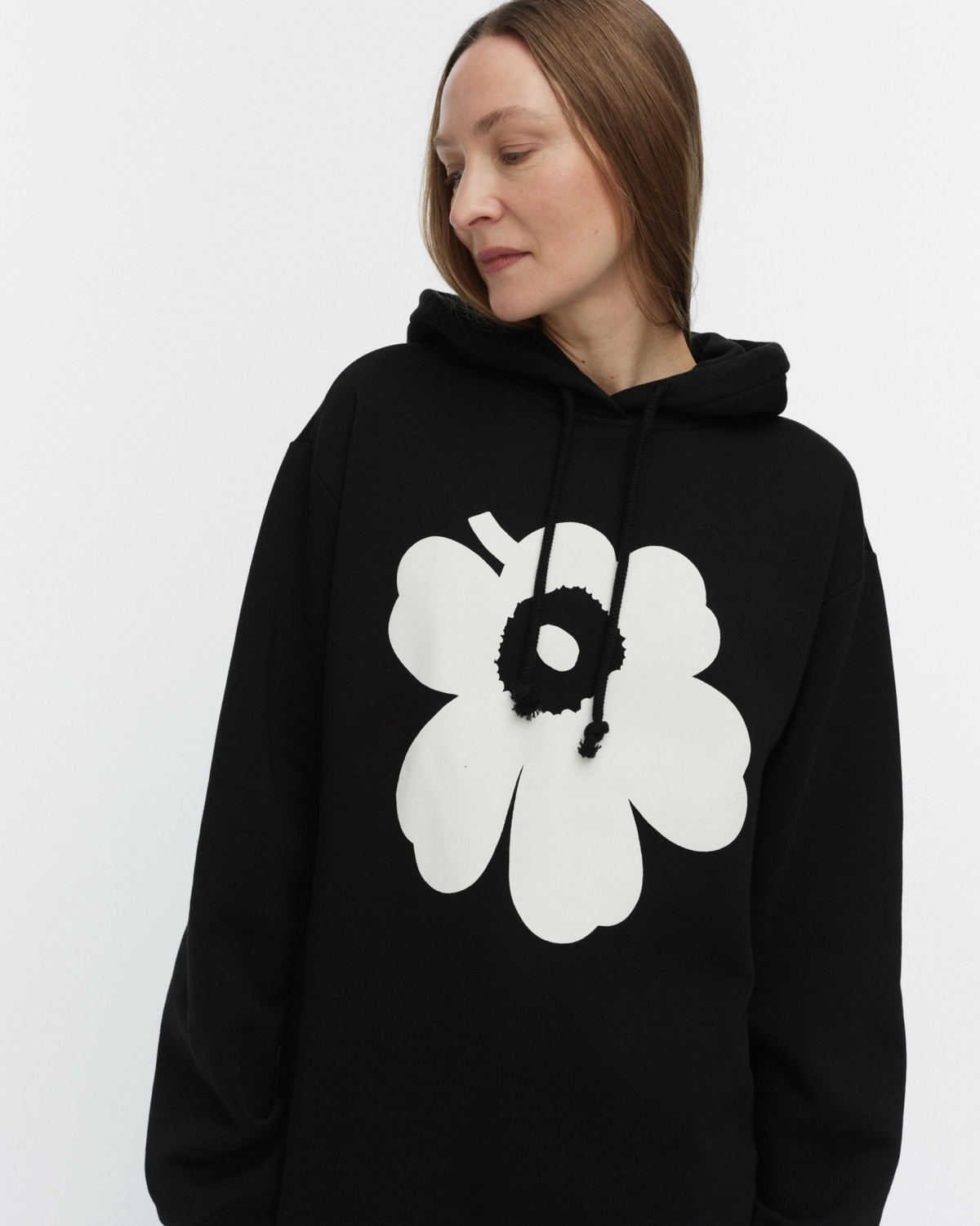 Runoja Unikko Placement Hoodie - Black/Off White