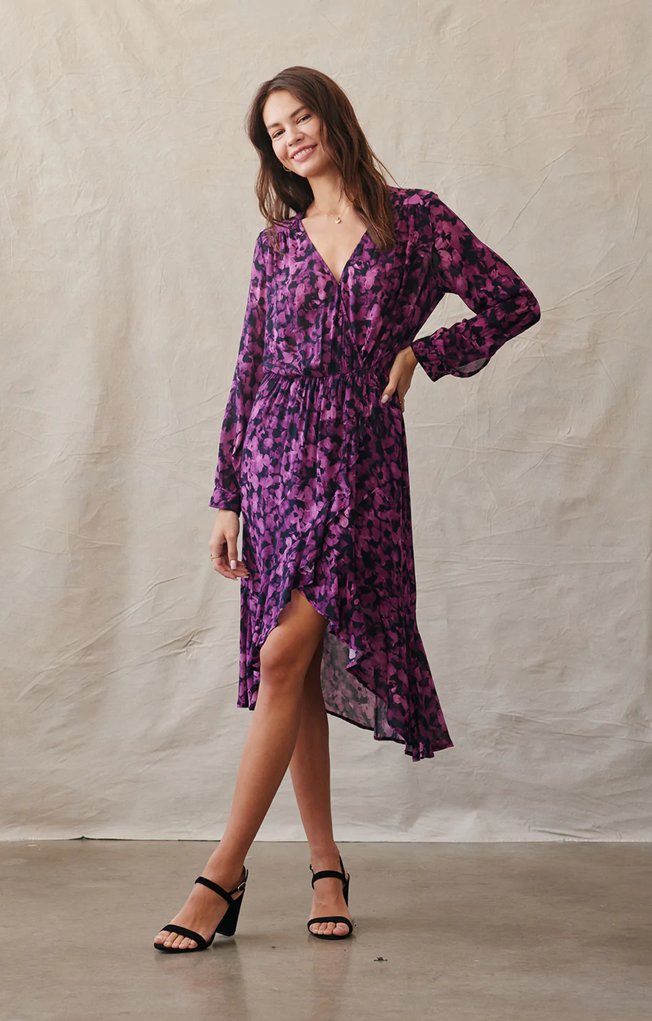 Vera V Neck Midi Dress Berry Floral Print