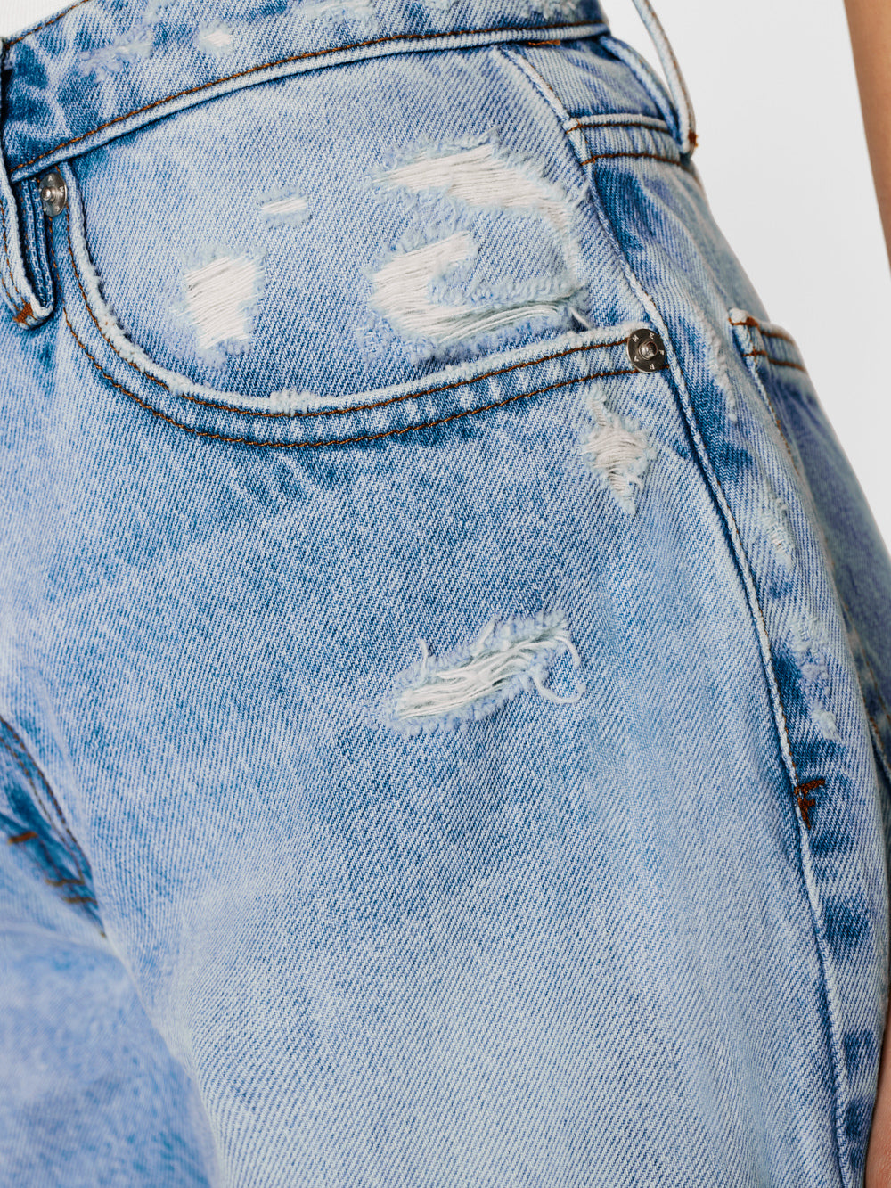 Le Super High Short - Rossum Two Year Destruct
