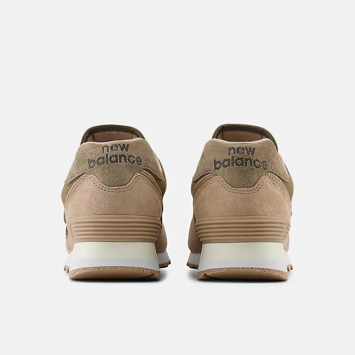 574 Flat Taupe with Mushroom and Sea Salt