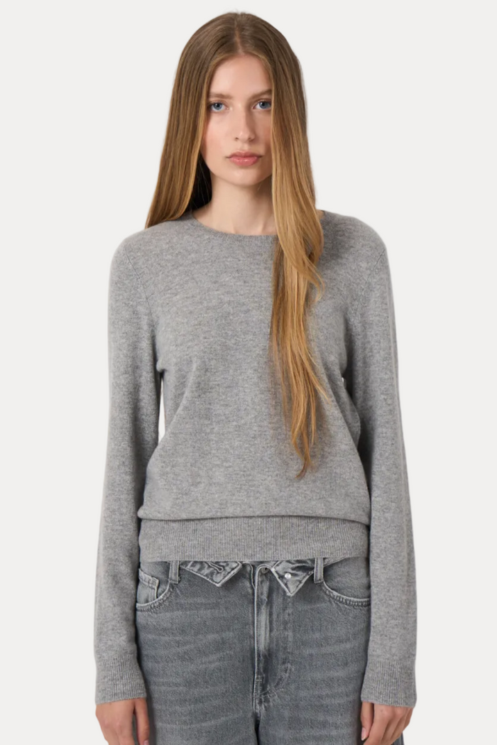 100528 Knitted Pullover - Light Grey