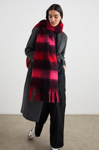 Oslo Scarf - Scarlet Onyx Pink