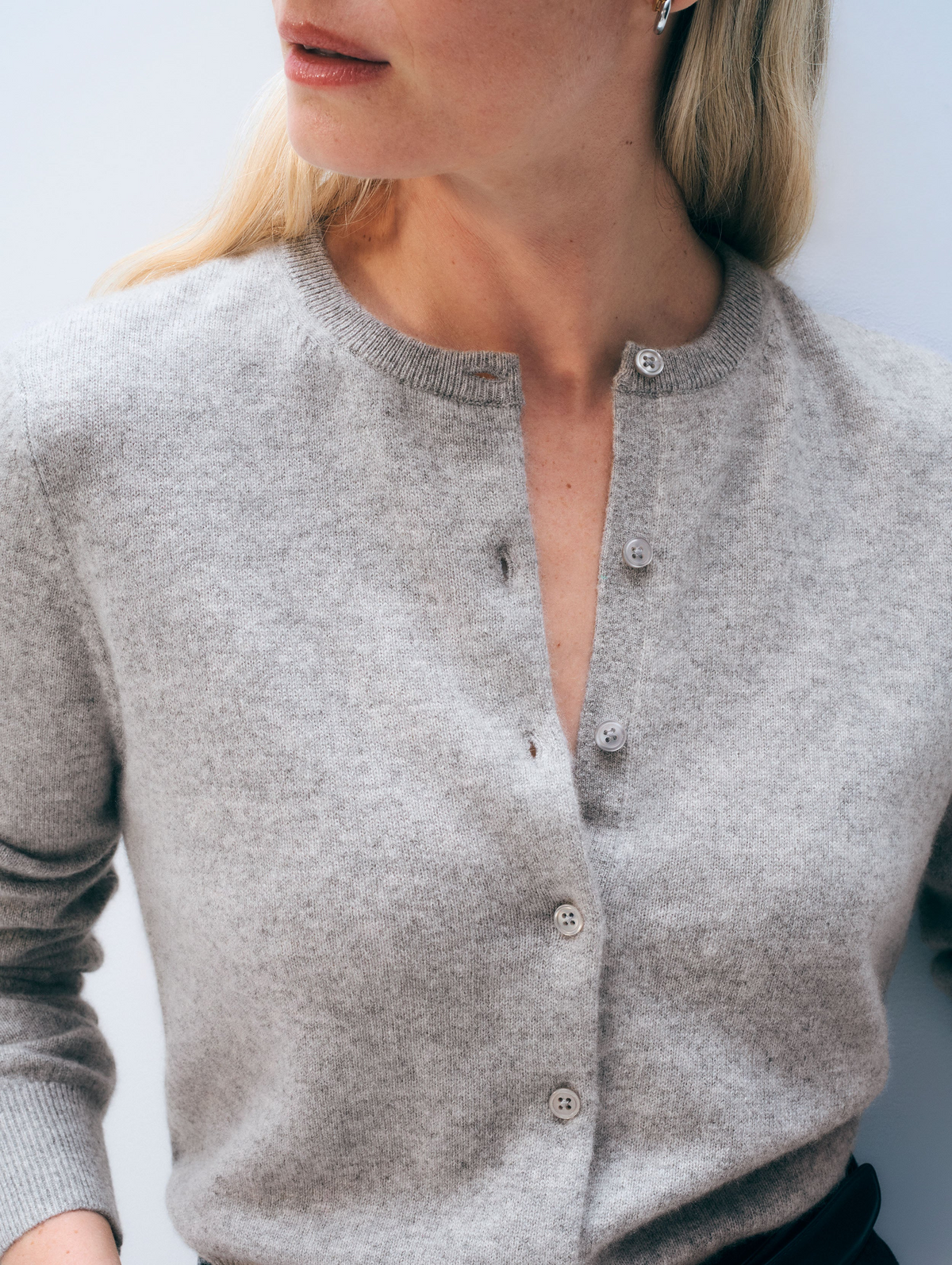 Cashmere Crewneck Cardigan - Grey Heather