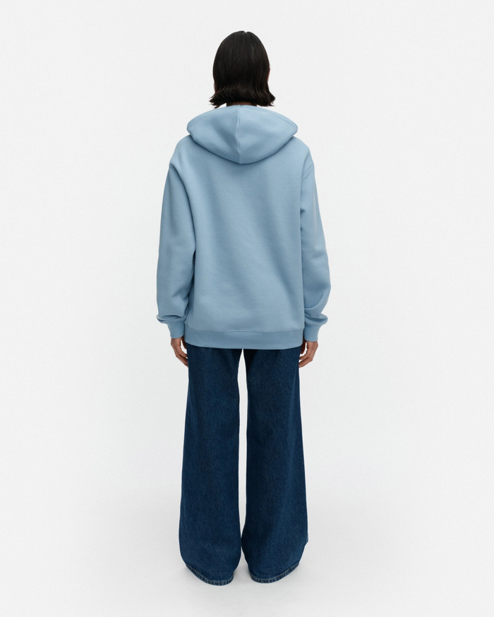 Runoja Unikko Placement Kioski Hoodie - Light Blue/Red