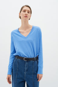 Kellsie V Neck - Crispy Blue