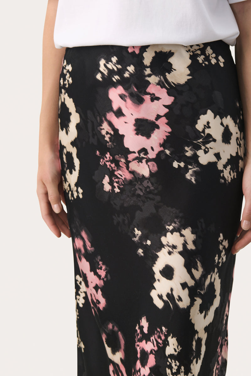 Laurina Skirt - Black Blurred Flower