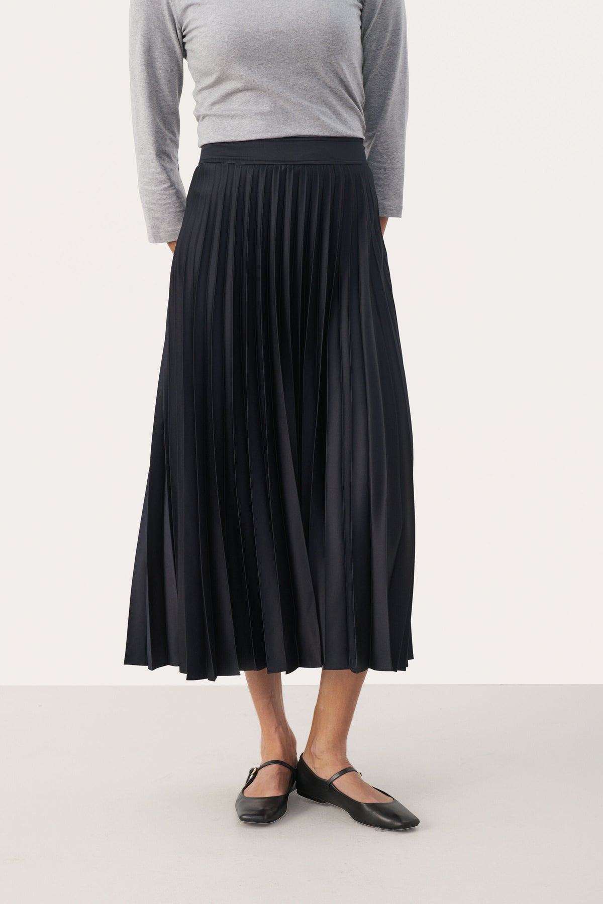 Veneda Skirt - Dark Navy