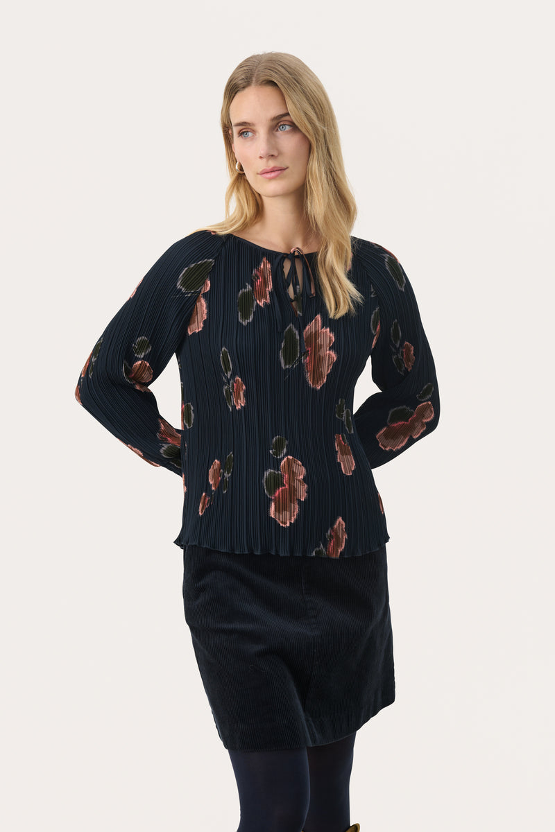 Priya Blouse - Dark Navy Blurred