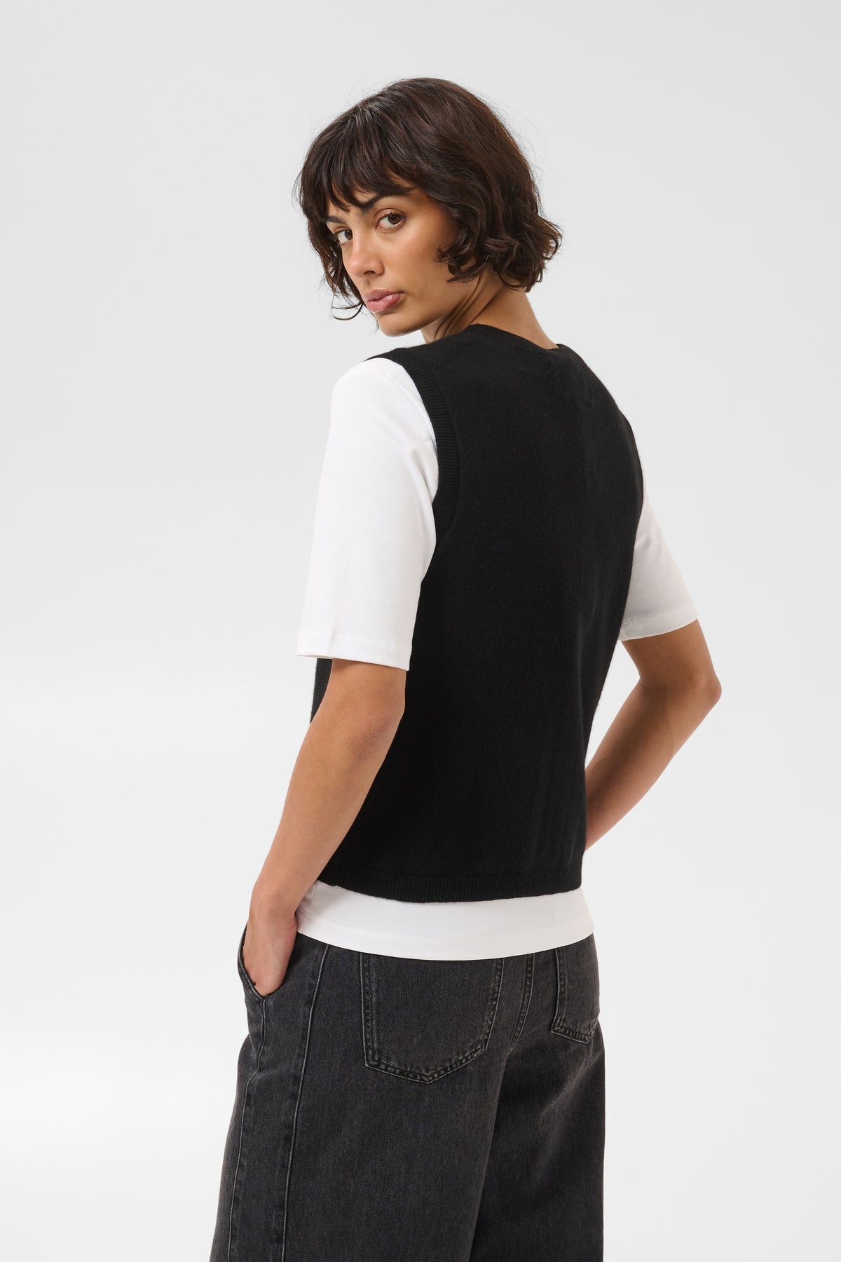 Cania Waistcoat - Black