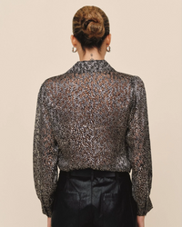 3/4 Bishop Sleeve Button Up - Silver Leopard