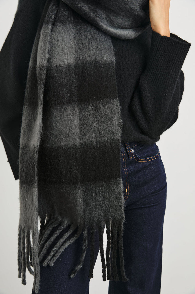 Oslo Scarf - Charcoal Black