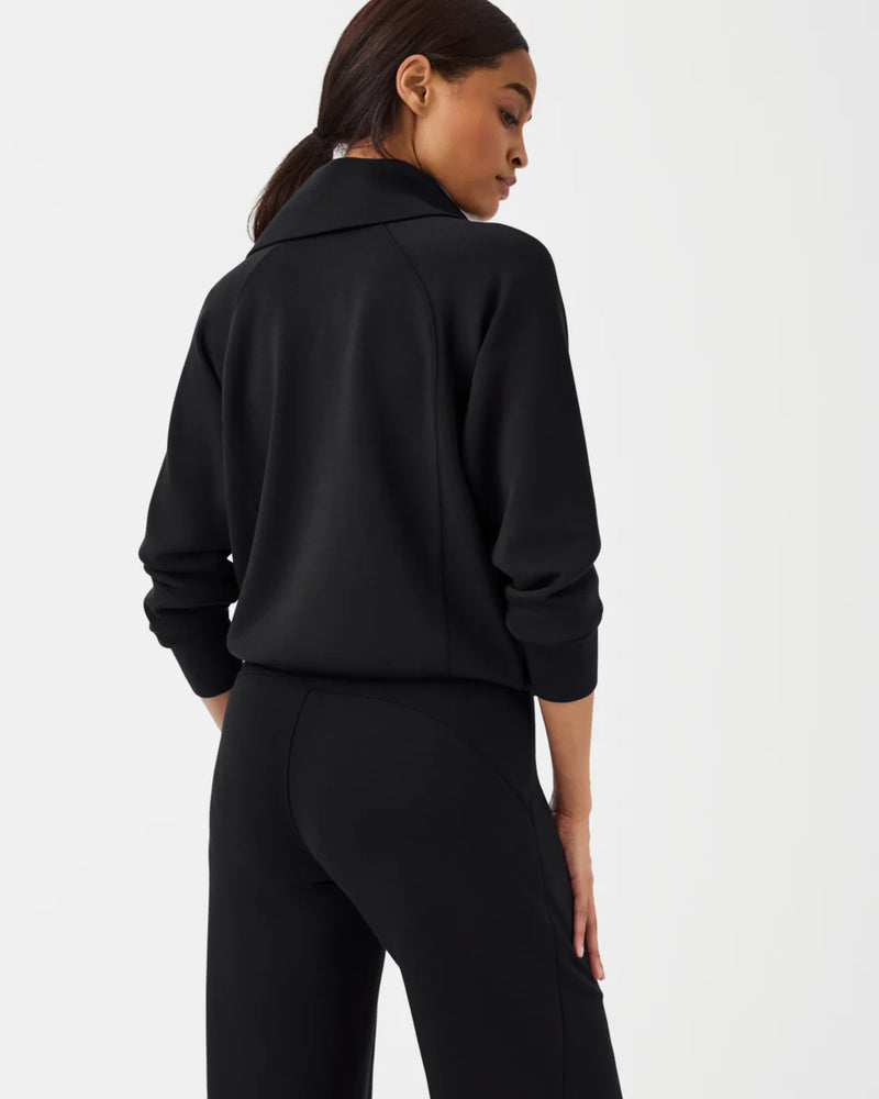 AirEssentials Half Zip - Very Black