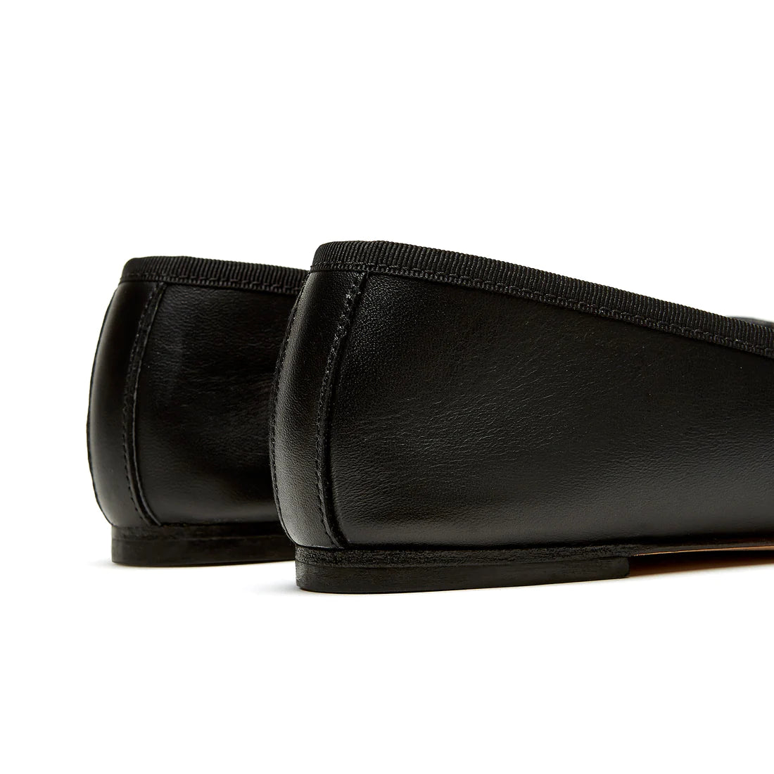 Becca Flat - Black Leather