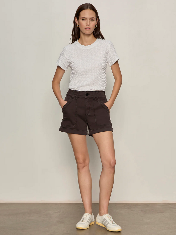 Wander On Short - Obsidian