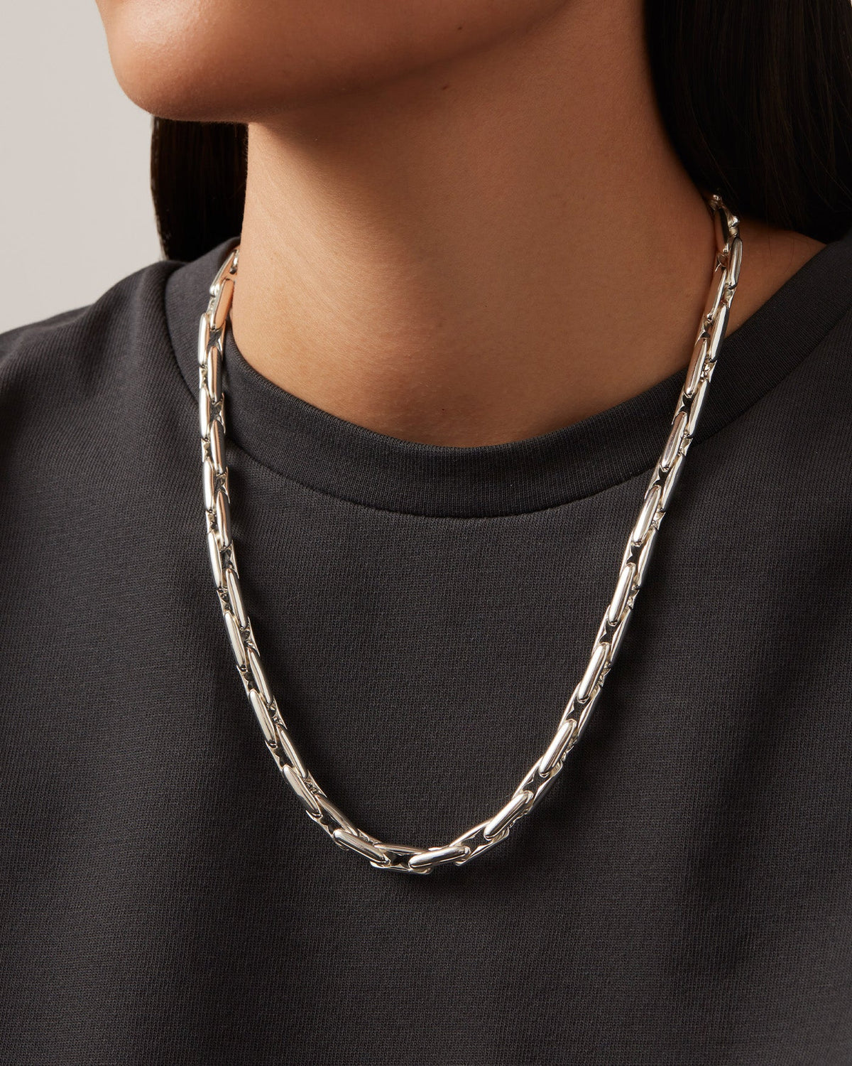 ◆VINTAGE HOLLYWOOD◆ Twist Leaf Chain Necklace VH2379NE007B Vintage Yellow Gold Chain | Era Design Vancouver Canada