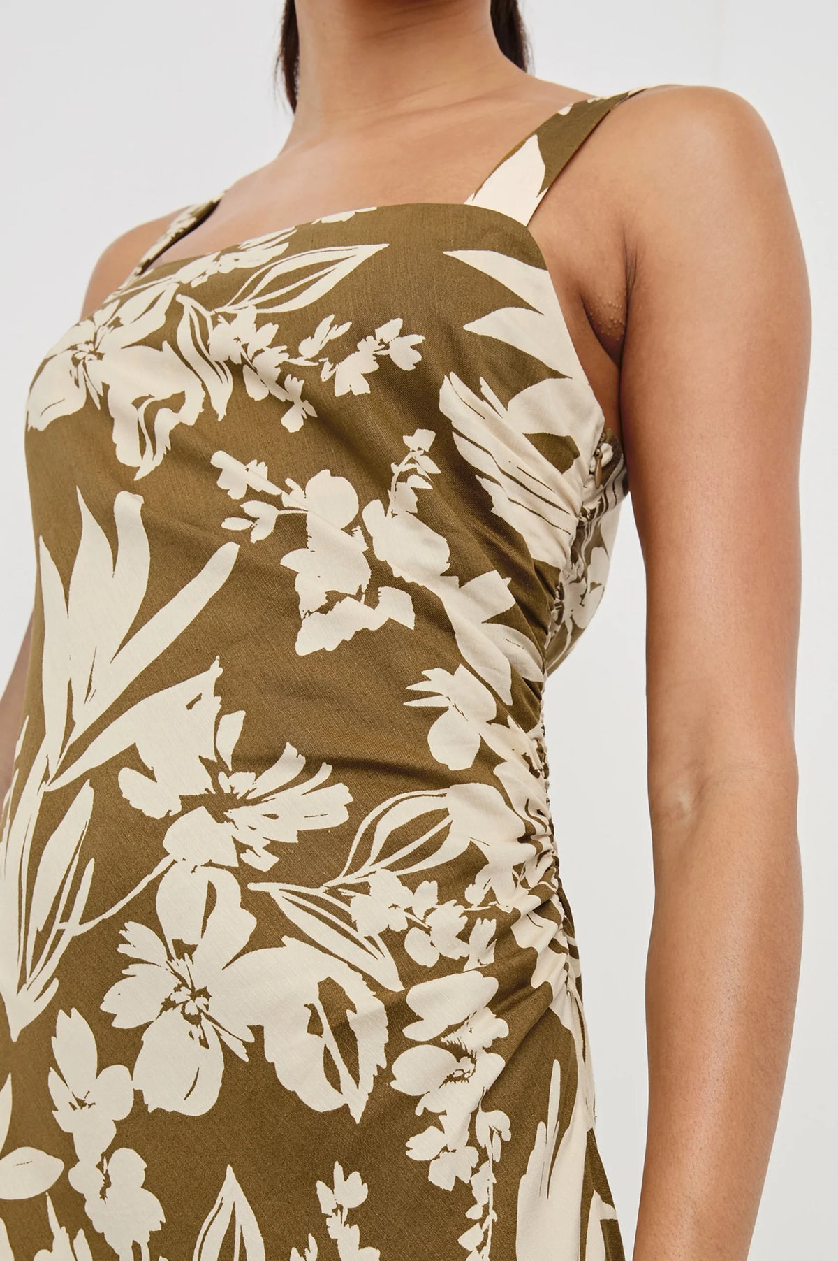 Damarias Dress - Olive Tropic