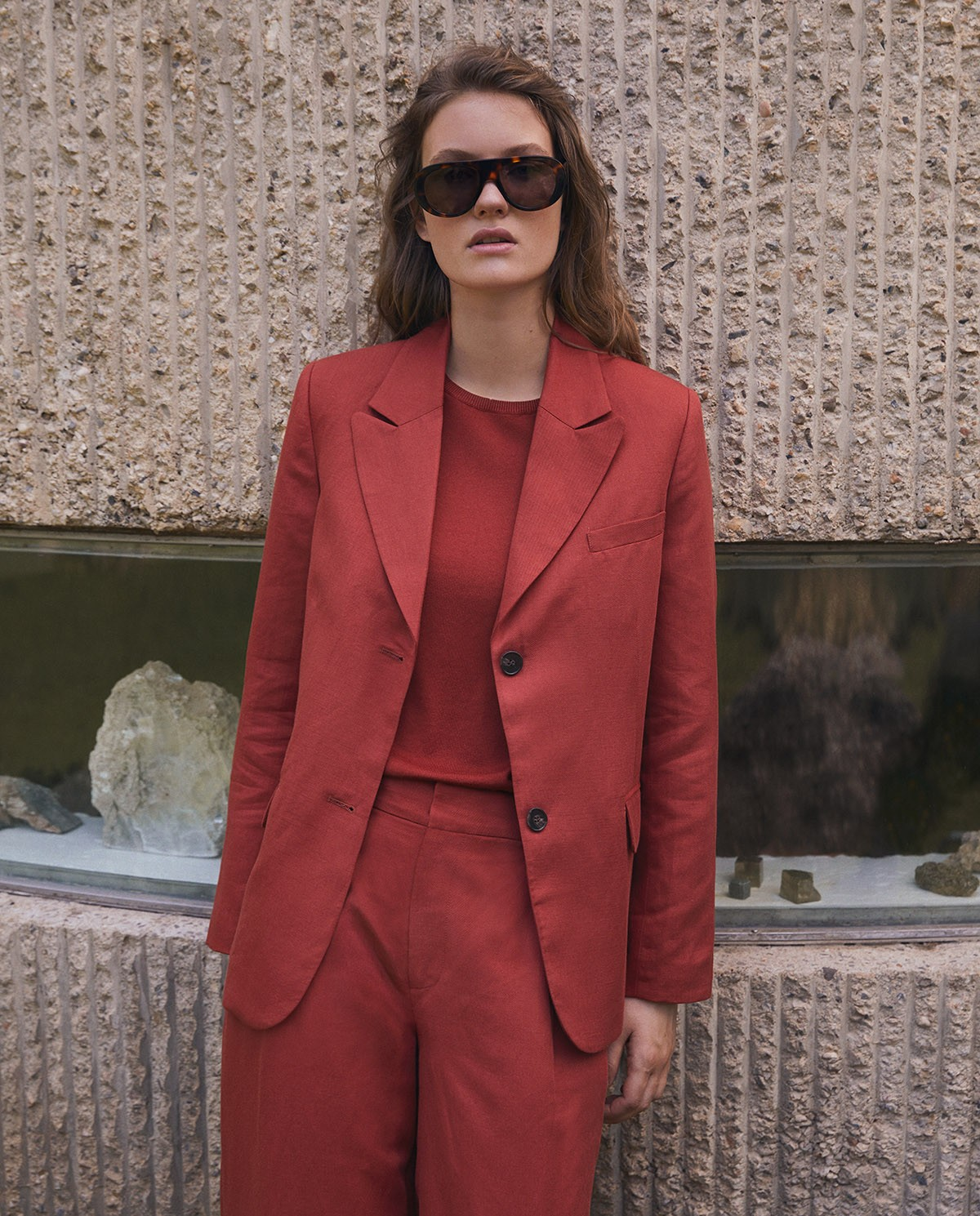 Linen Blend Blazer - Dark Red