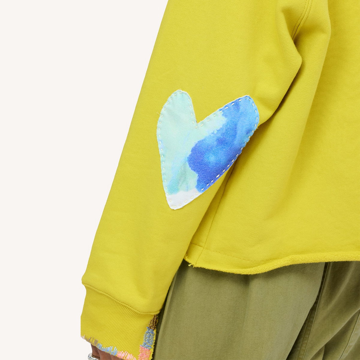 Studio Sweatshirt - Pear