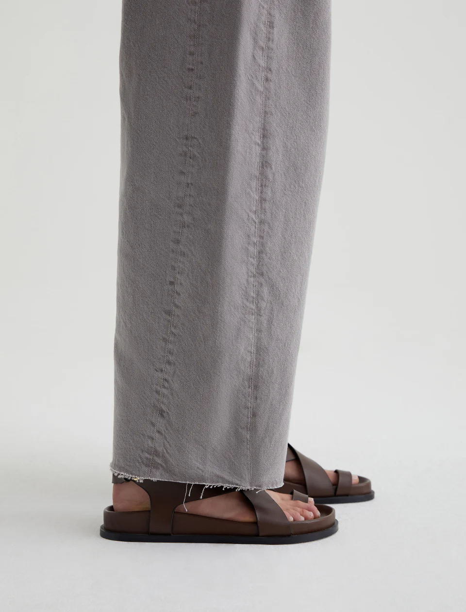 Hattie Barrel Crop - Sulfur Pebble Grey