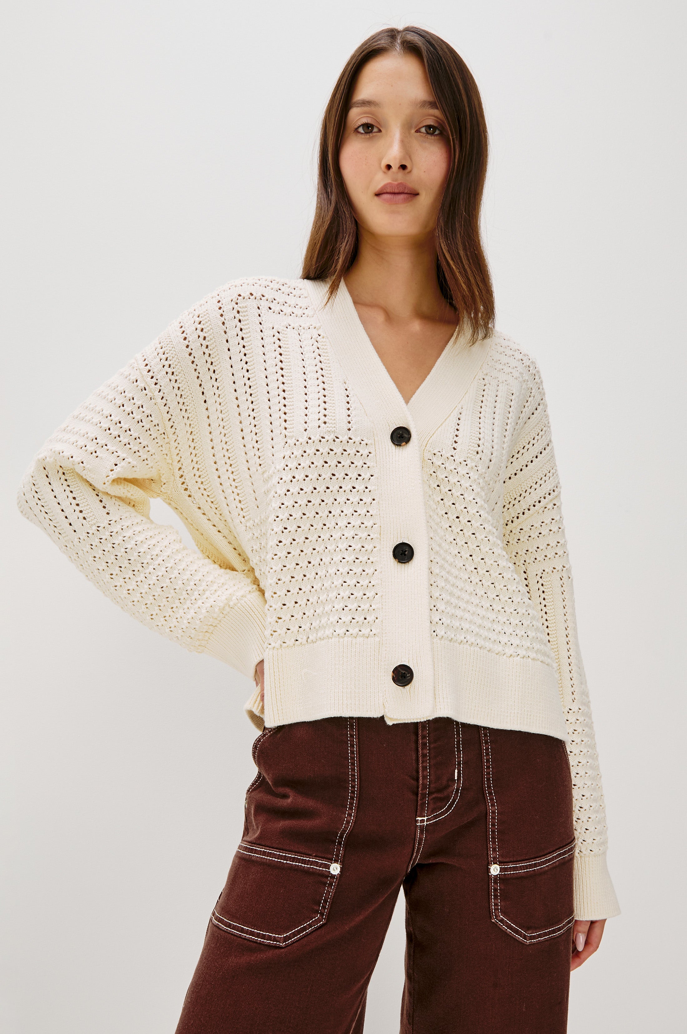 ★SCULPTOR★ Twist Jersey Top Khaki SC24A223KH tops – Twist Fashions Inc.