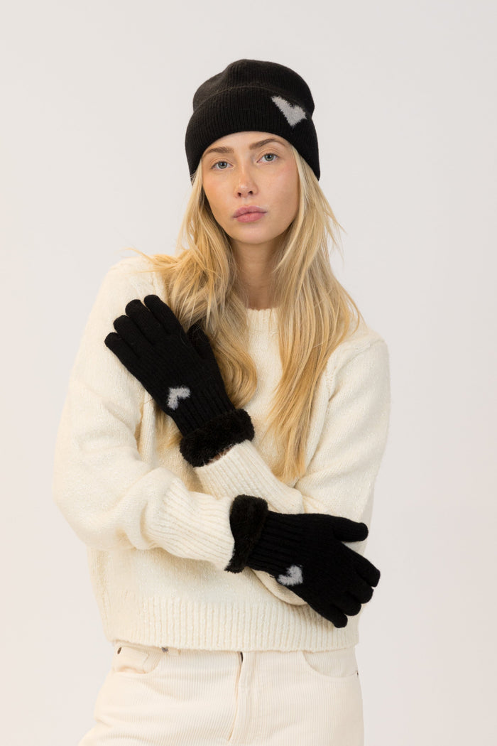 Apres Heart Beanie & Glove Set - Black
