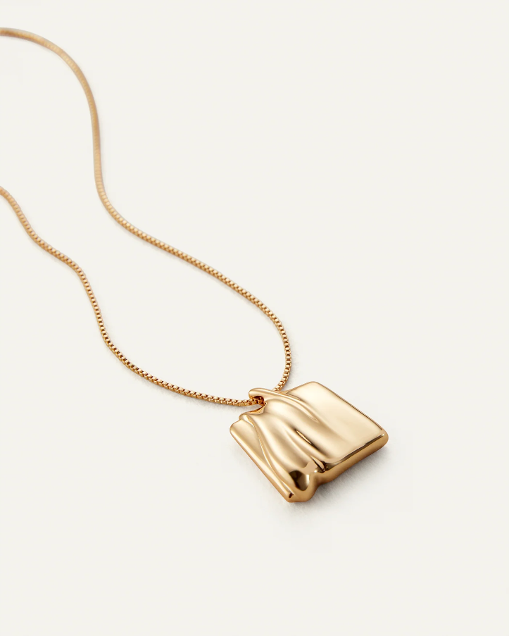 Sundra Pendant Necklace - Gold