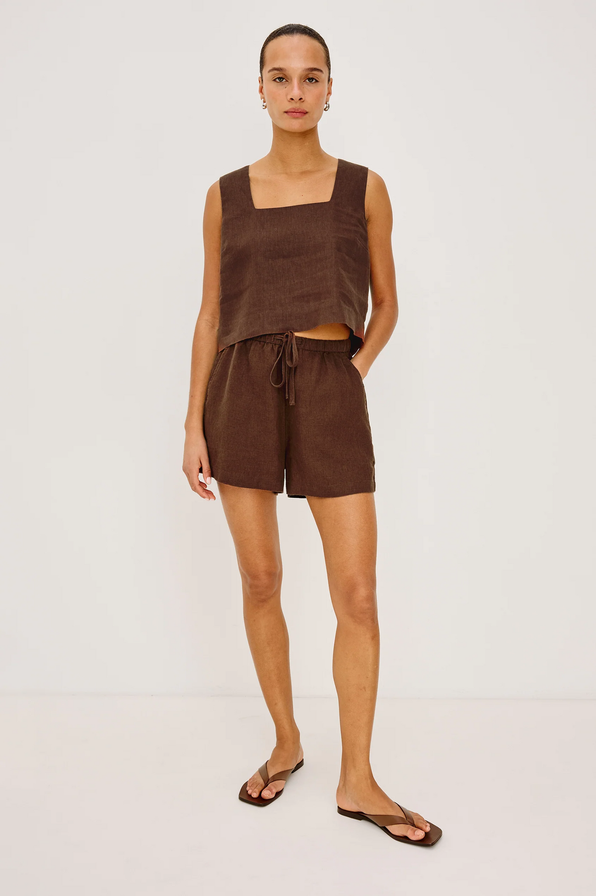 Jenner Short - Espresso