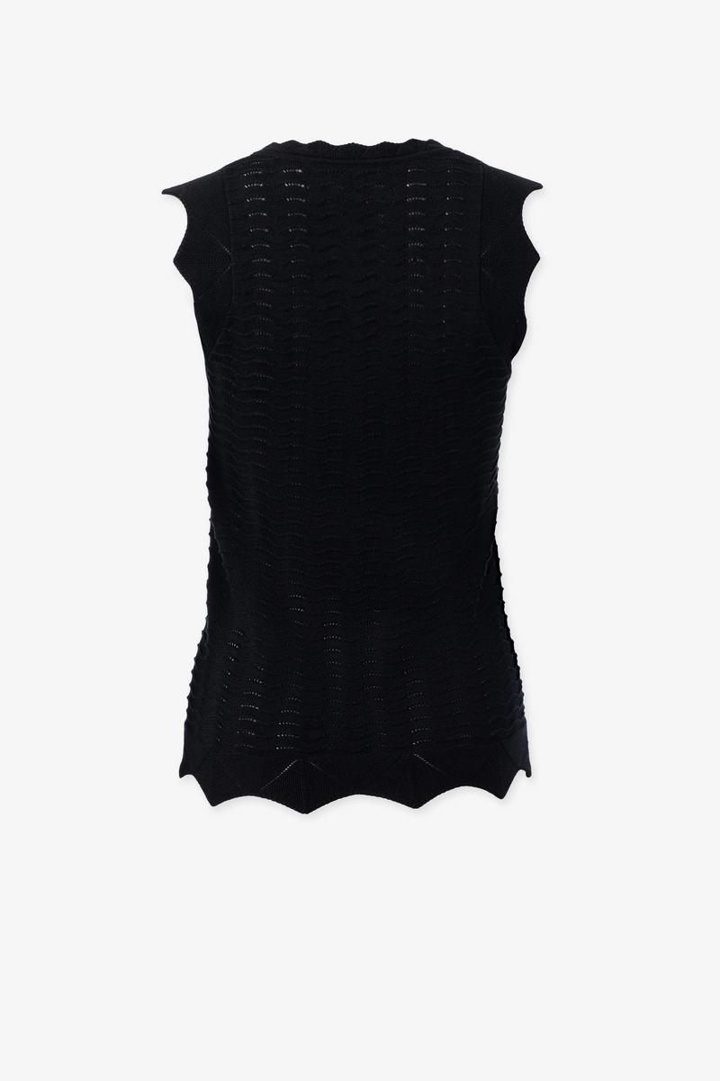 Scallop Sleeve And Hem Knit Top - Black