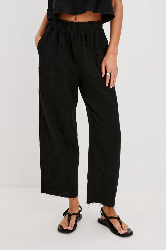 Leon Crop - Black Gauze