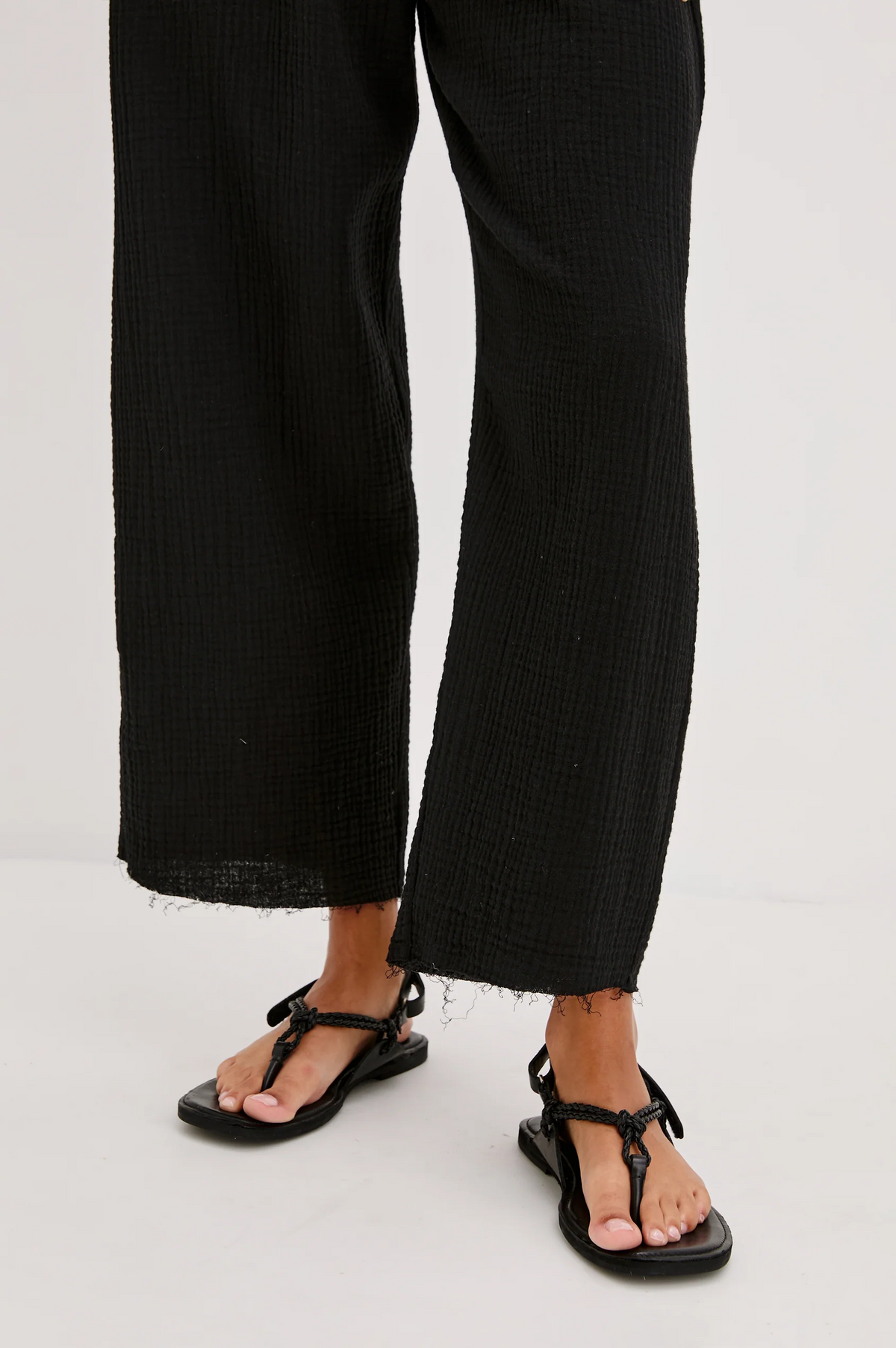 Leon Crop - Black Gauze