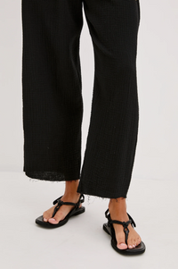 Leon Crop - Black Gauze