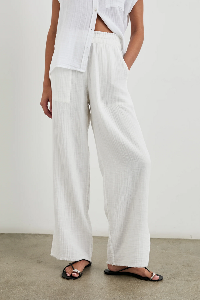 Leon Pant - White