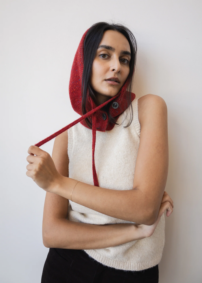 Bara Hood - Holly Berry