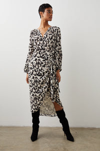 cheetah flowy dress Floerns Women's Leopard Print Spaghetti Strap Maxi Dresses Vacation Cami Long Dress Brown X-Small at Amazon Women's Clothing store
