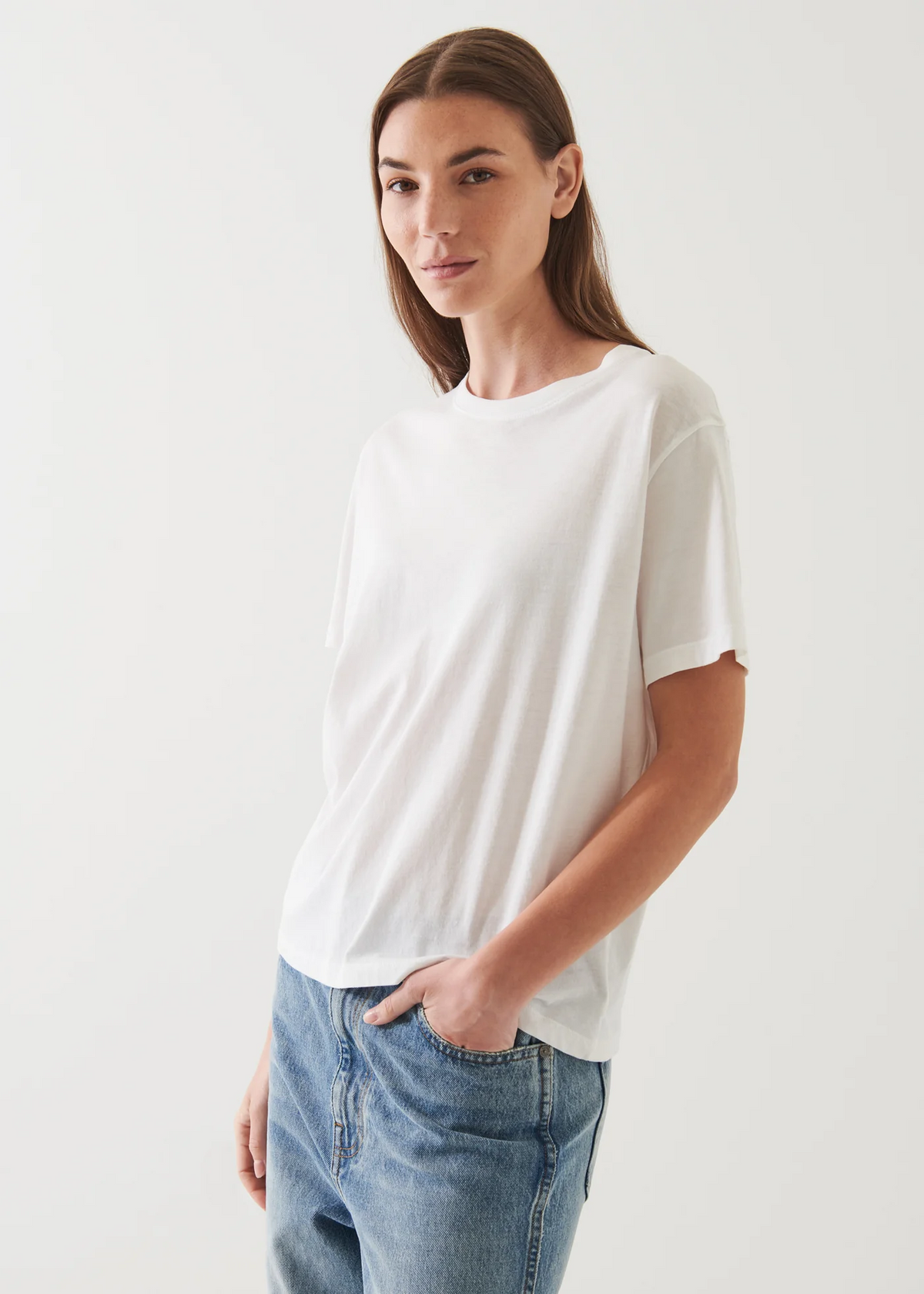 Lightweight Pima Cotton Boyfriend Crew - White