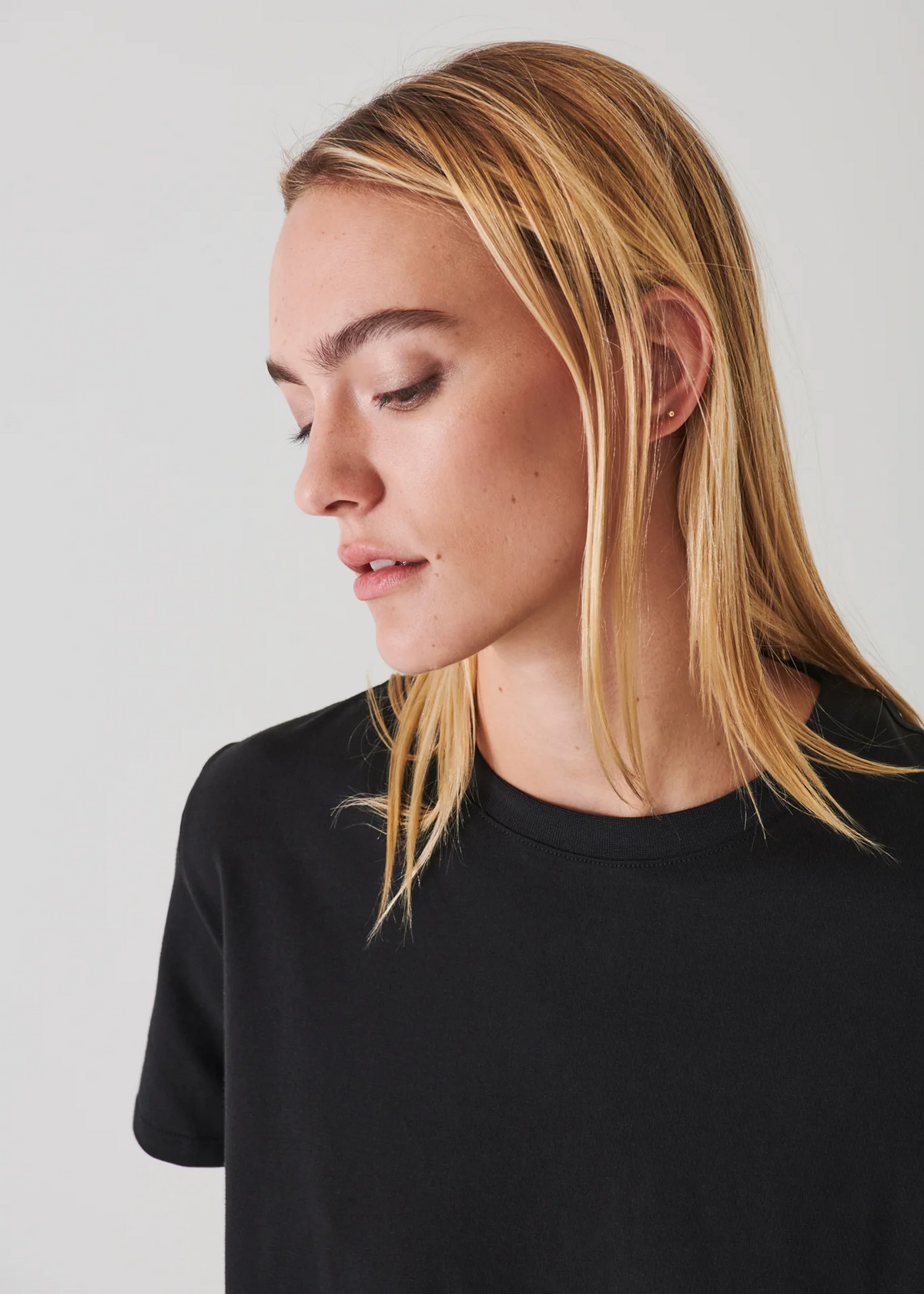 Iconic Pima Cotton Stretch Boyfriend T-Shirt - Black