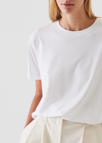 Iconic Pima Cotton Stretch Boyfriend T-Shirt - White