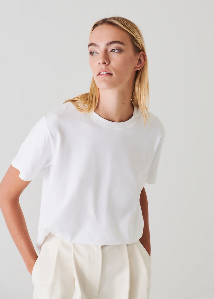 Iconic Pima Cotton Stretch Boyfriend T-Shirt - White