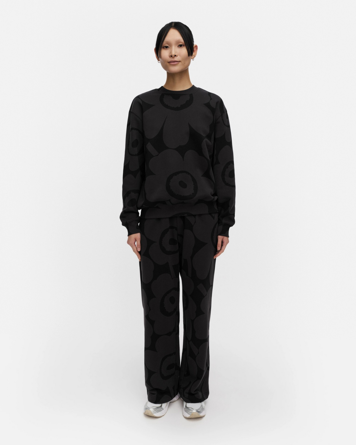 Leiot Unikko Kioski Sweatshirt - Black/Grey