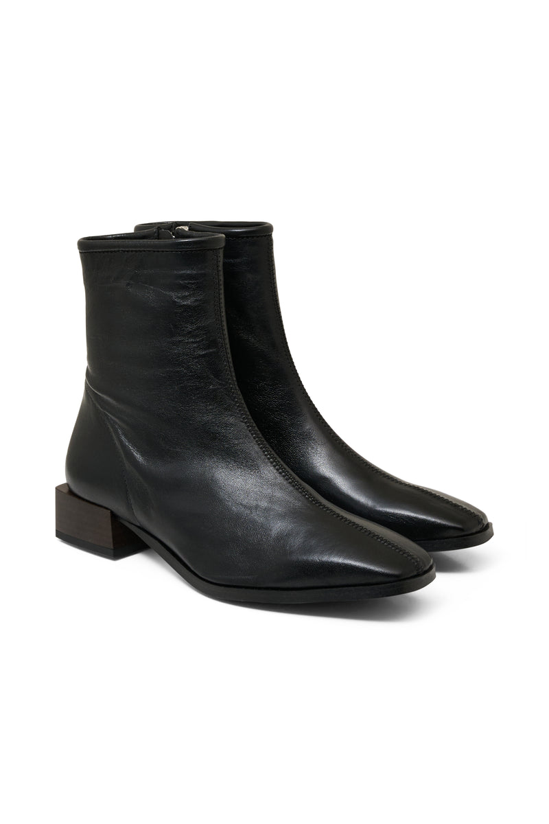 Neefina Boot - Black