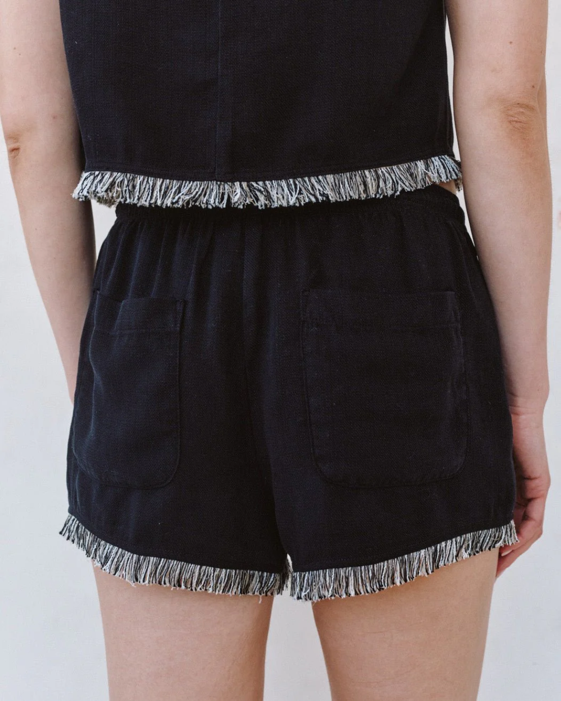 Elastic Waist Fringe Short - Black