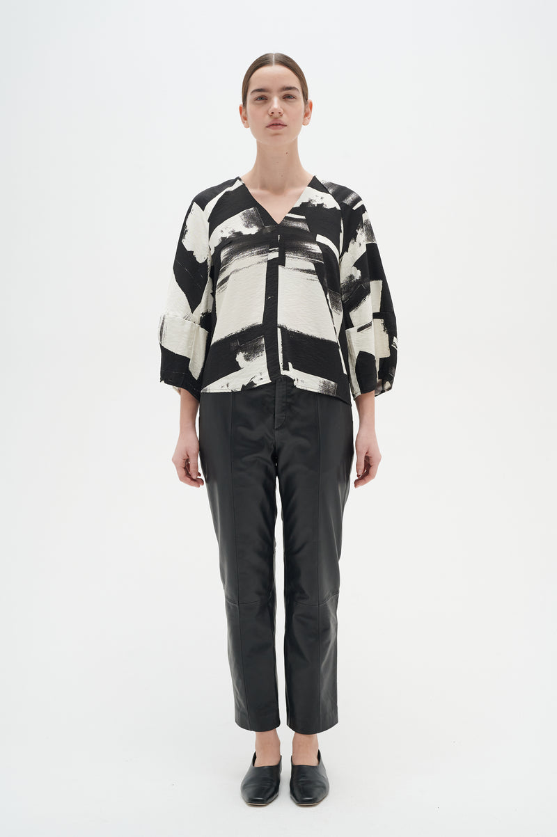 Naomi Blouse - Graphic Abstract