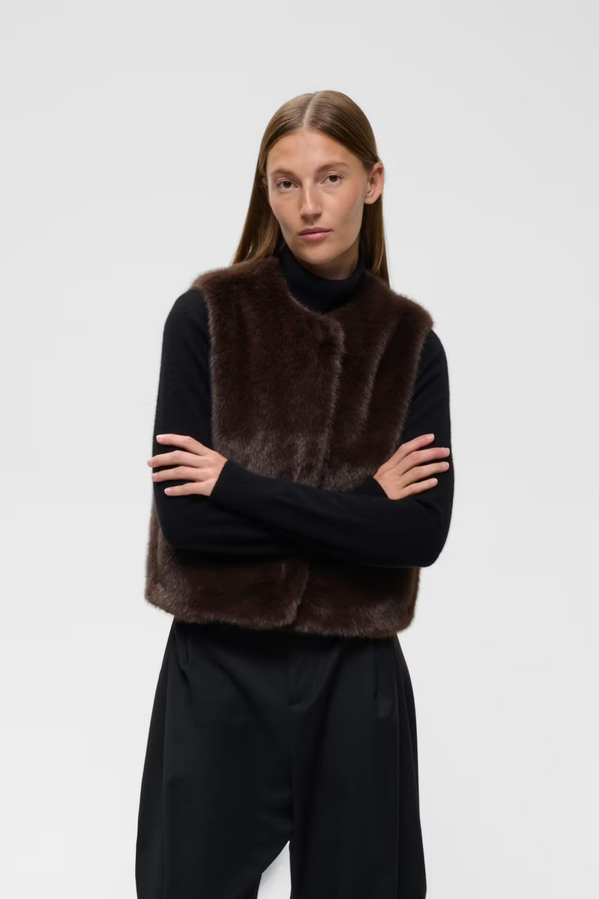 Zabelle Vest - Chocolate Brown