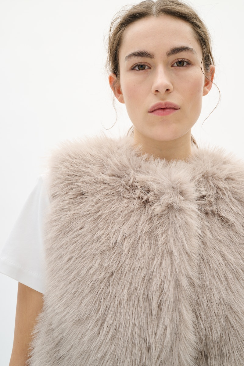 Zaziah Waistcoat - Clay