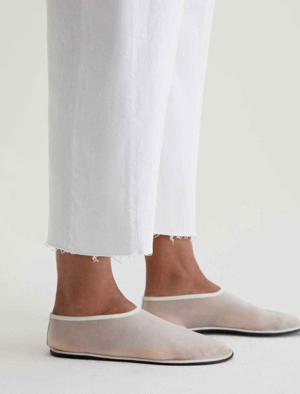 Hattie Barrel Crop - Gallery White