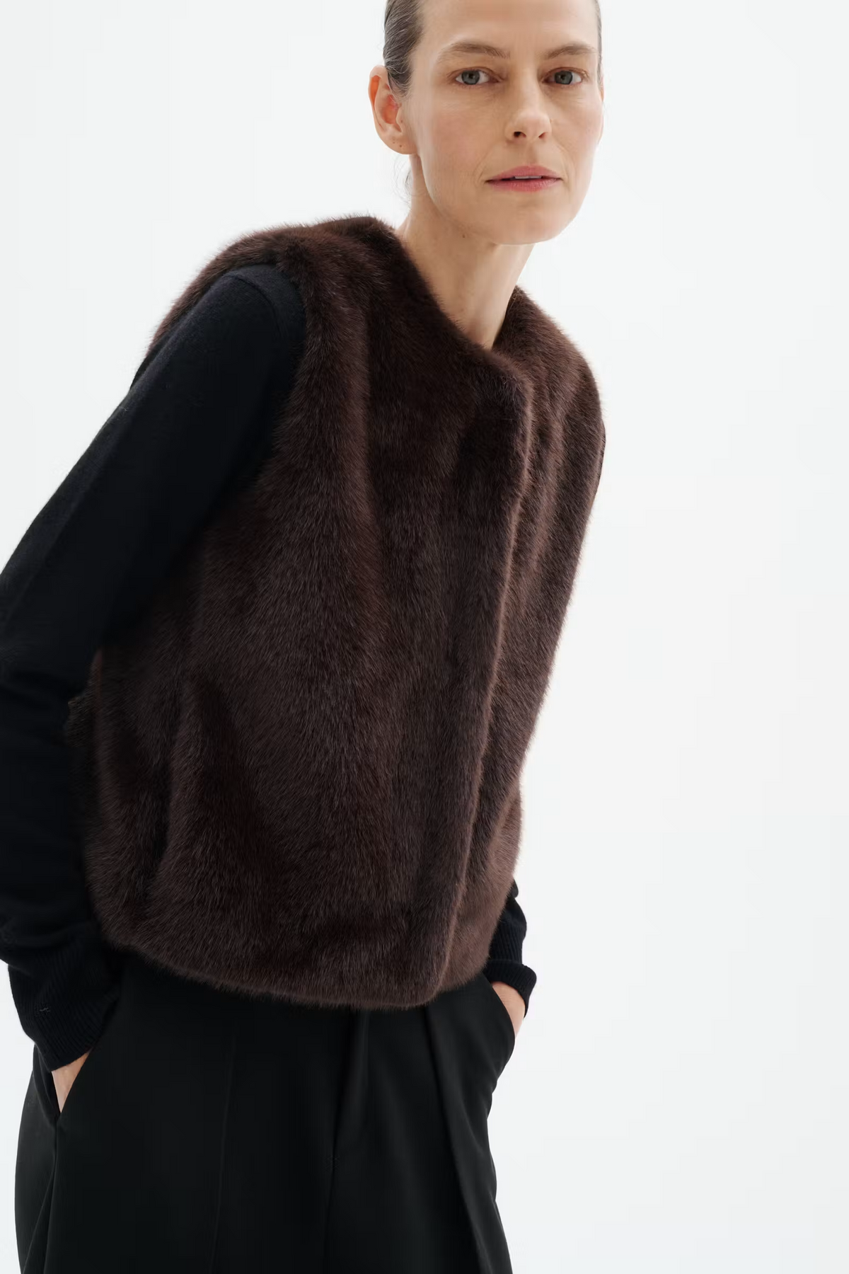 Zabelle Vest - Chocolate Brown
